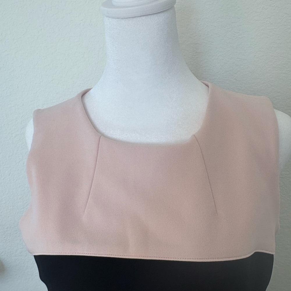 Tommy Hilfiger Black and Light Pink Sleeveless Colorblock Midi Dress - Picture 2 of 9